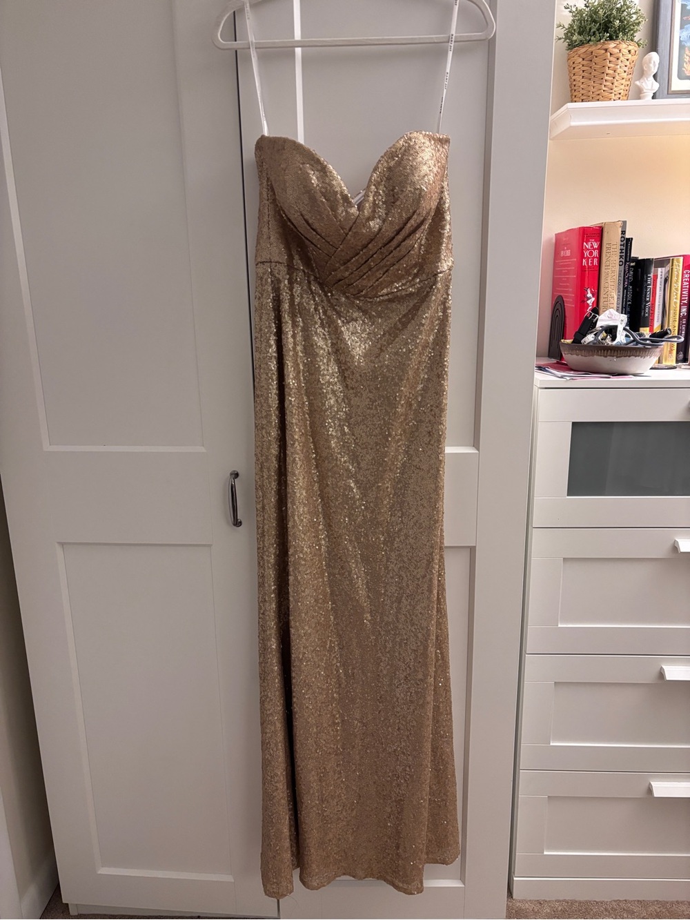 Bari Jay ⚜️ Gold Sequin Strapless Gown